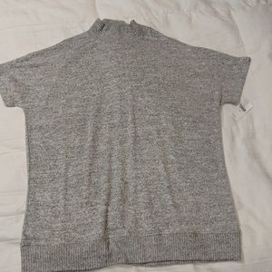 Small soft gray Gap shirt NWT